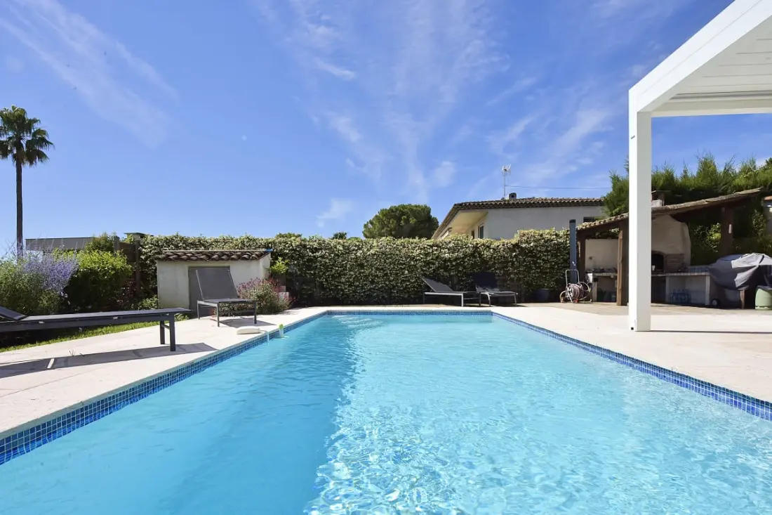 Résidence Maison Avec, Piscine &amp; Vue Mer - Antibes