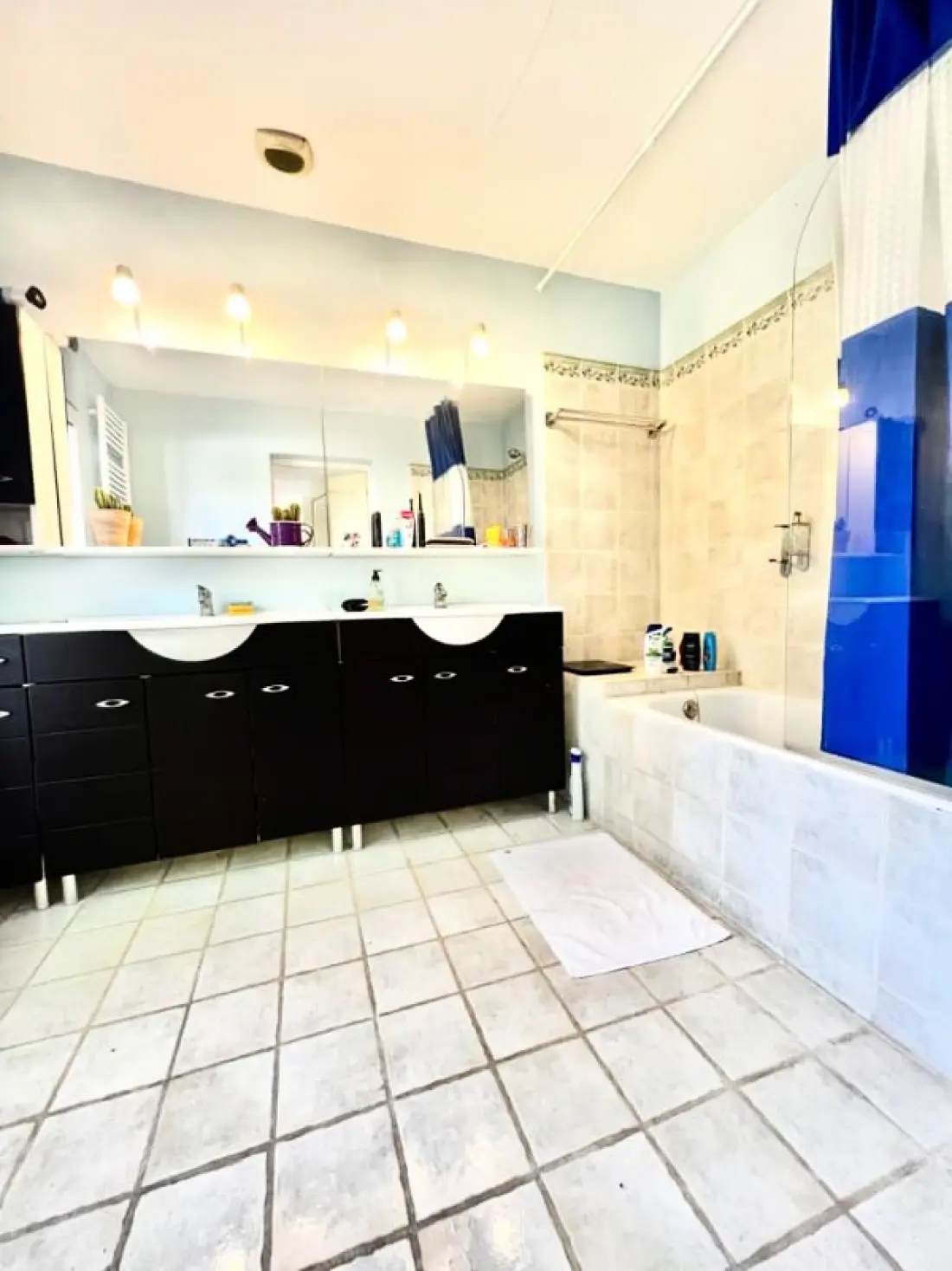 Résidence Maison De Vacances Au Centre-ville D'antibes Avec Piscine Privée