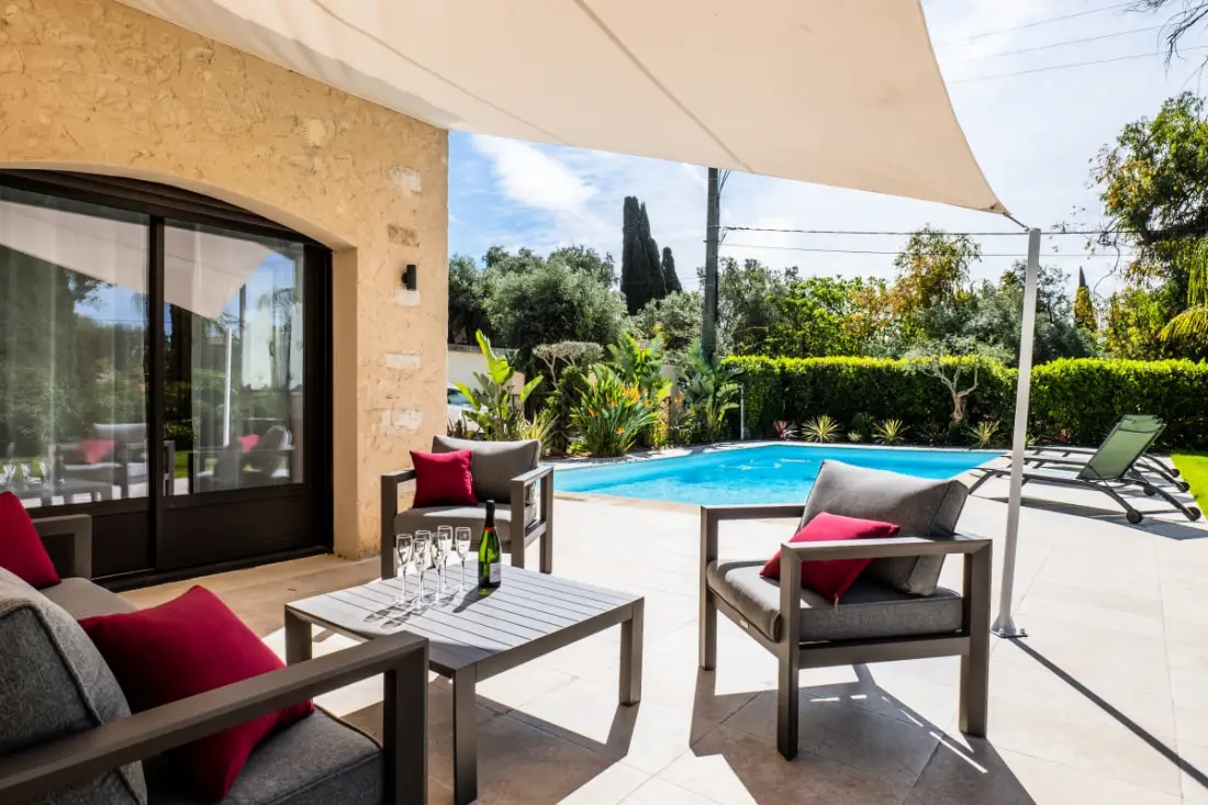 Résidence Maison Familiale Avec Piscine Au Calme Absolu