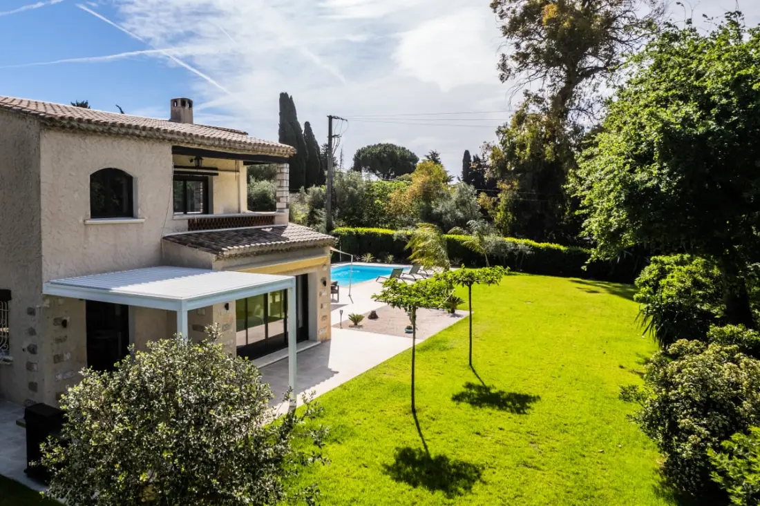 Résidence Maison Familiale Avec Piscine Au Calme Absolu