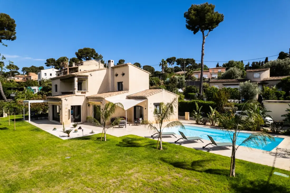 Résidence Maison Familiale Avec Piscine Au Calme Absolu