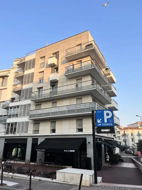 Résidence Plaza Antibes : Appartement T2 Avec Climatisation