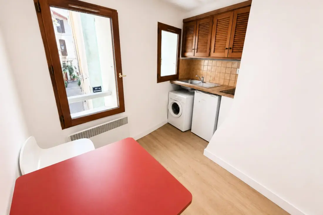 Résidence Studio Au Cœur Du Vieil Antibes • Plages à Pied • Petit Prix