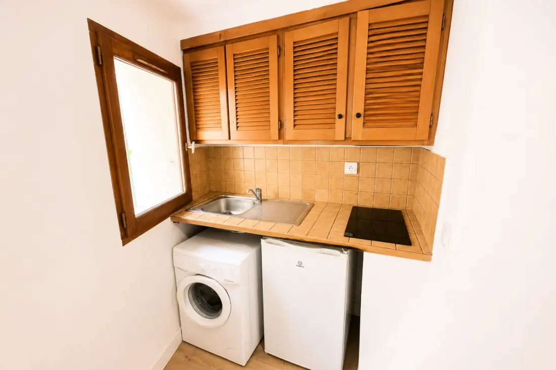 Résidence Studio Au Cœur Du Vieil Antibes • Plages à Pied • Petit Prix