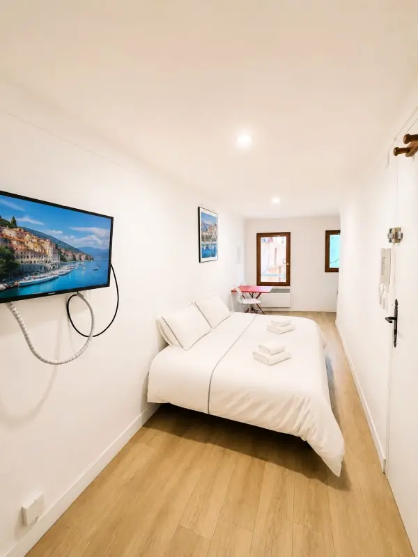 Résidence Studio Au Cœur Du Vieil Antibes • Plages à Pied • Petit Prix