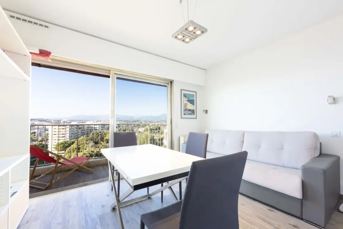 Résidence Studio Avec Vue Panoramique Dans Une Résidence Avec Piscine