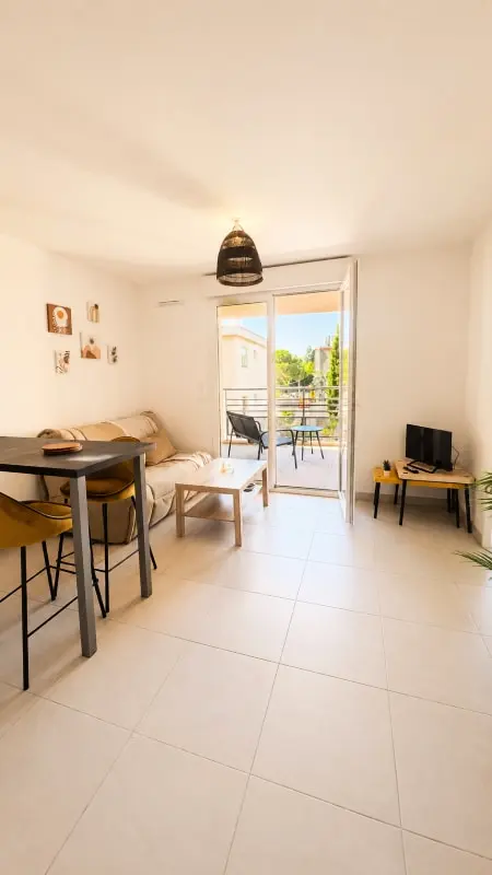 Résidence T2 Neuf Avec Terrasse, Parking Privé Et Wi-fi – Antibes