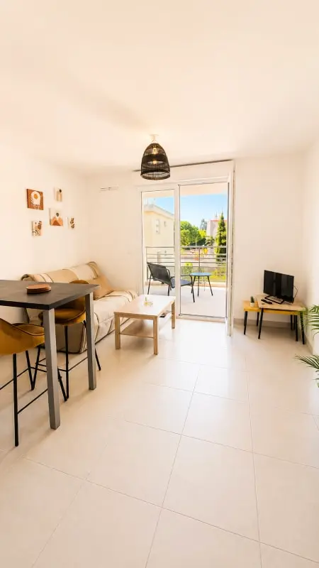Résidence T2 Neuf Avec Terrasse, Parking Privé Et Wi-fi – Antibes