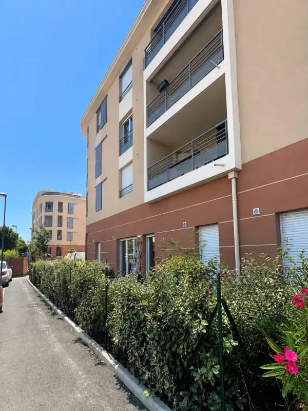 Résidence T2 Neuf Avec Terrasse, Parking Privé Et Wi-fi – Antibes