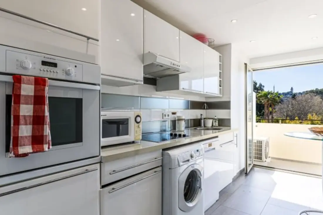 Résidence Tamanaco Beach : Appartement 1 Chambre Avec Balcon, Vue Mer Et Piscine