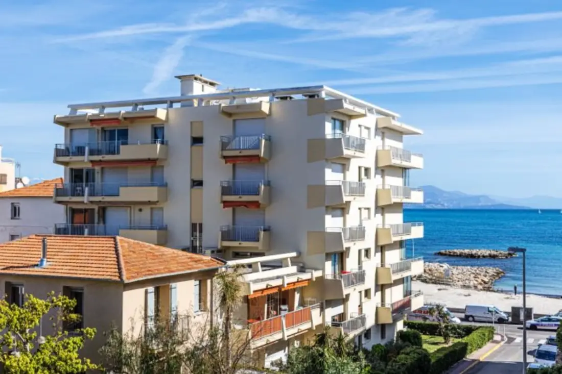 Résidence Tamanaco Beach : Appartement 1 Chambre Avec Balcon, Vue Mer Et Piscine