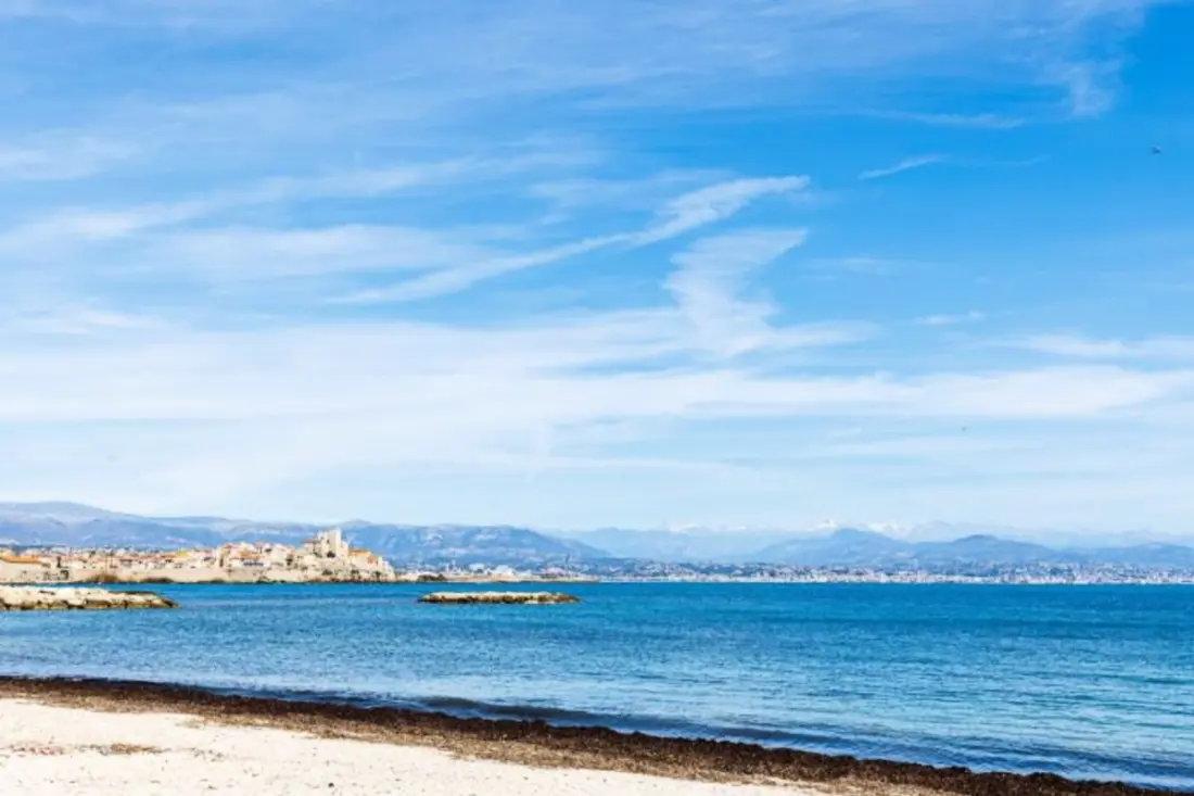 Résidence Tamanaco Beach : Appartement 1 Chambre Avec Balcon, Vue Mer Et Piscine