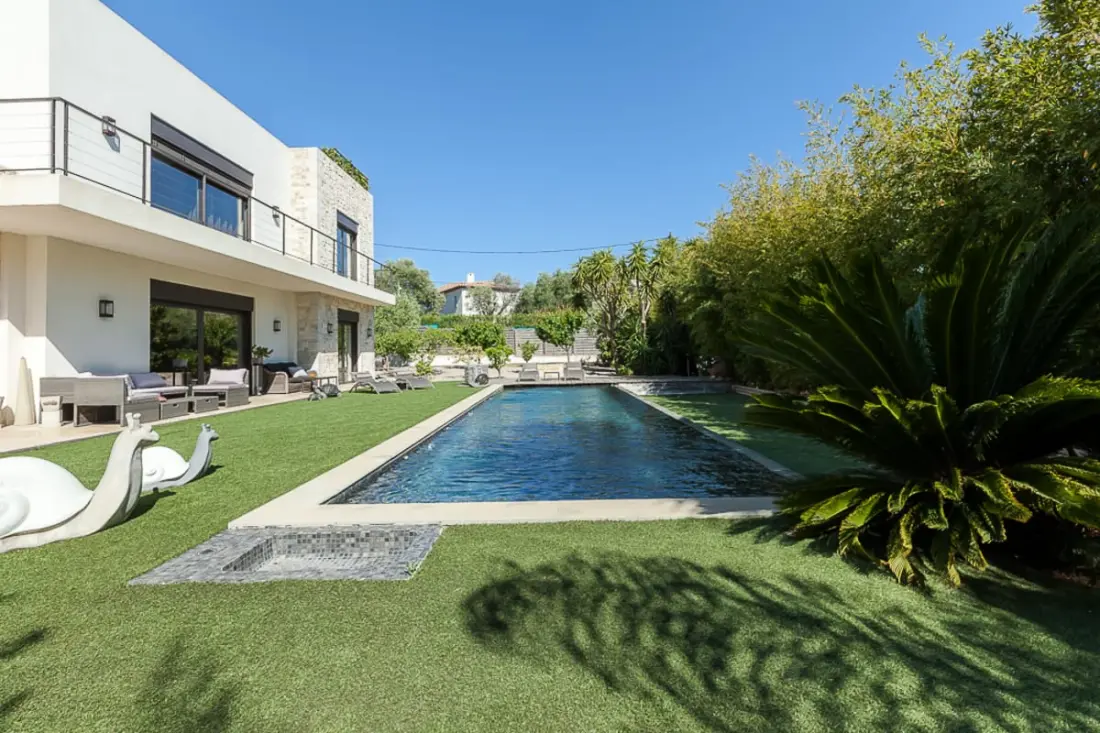 Résidence Villa En Domaine Privé Avec Piscine Chauffée