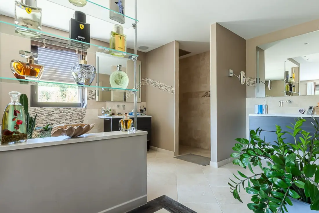 Résidence Villa En Domaine Privé Avec Piscine Chauffée