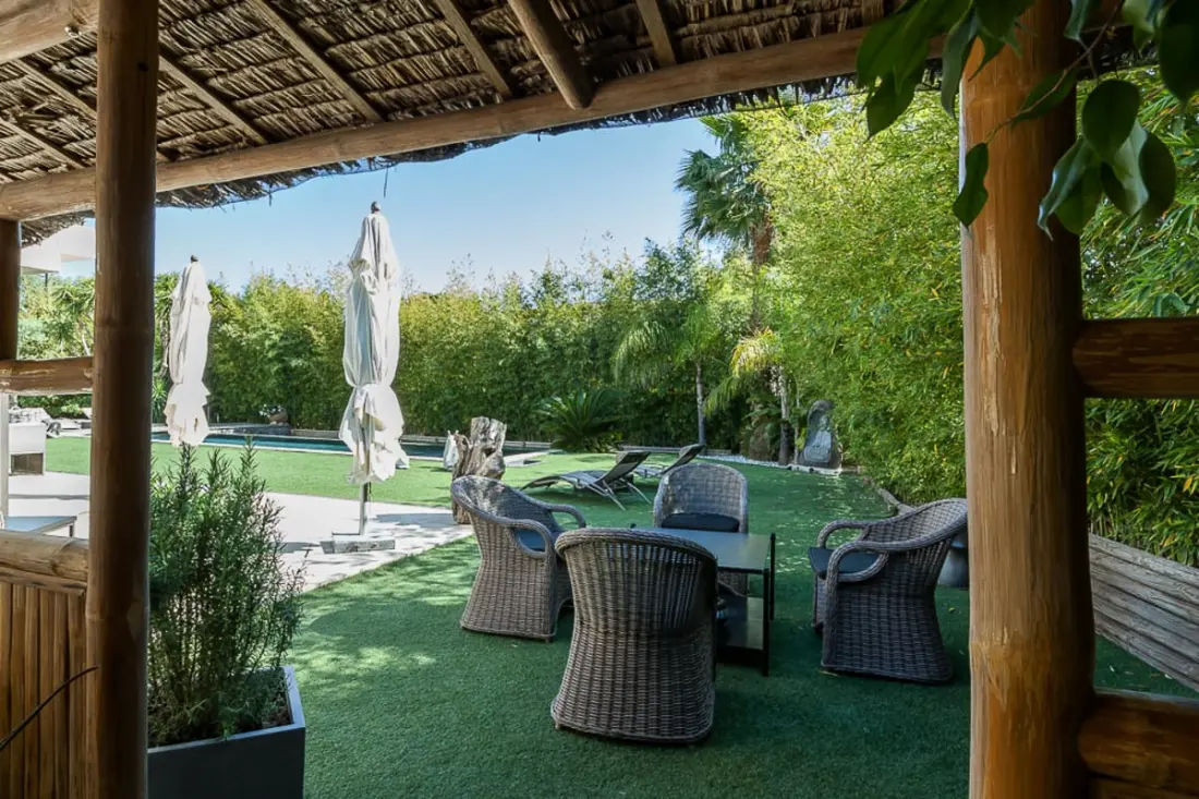 Résidence Villa En Domaine Privé Avec Piscine Chauffée