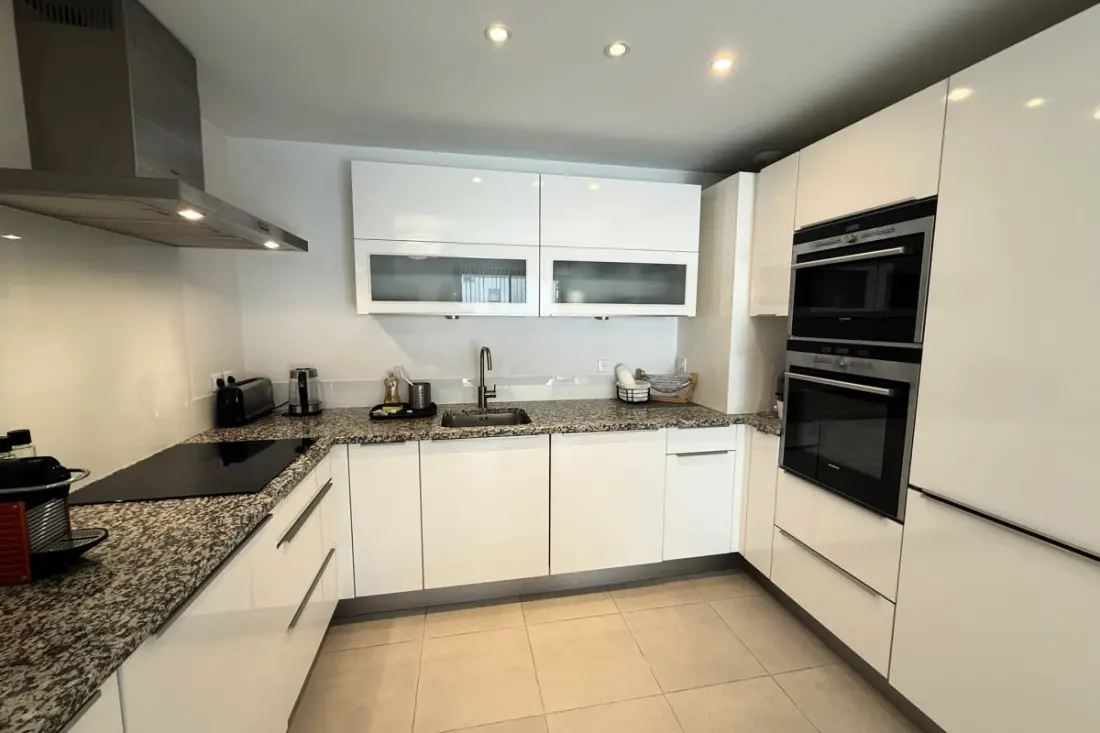 Superbe Appart 4 Pers – Vue Mer &amp; Terrasse – Parking Privé – Remparts