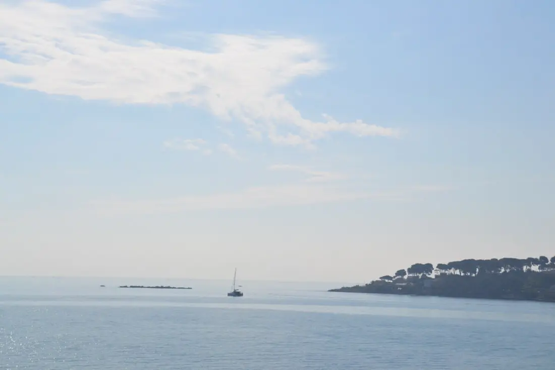 Vue Mer Et Balcon - Studio Au Cœur Du Vieil Antibes