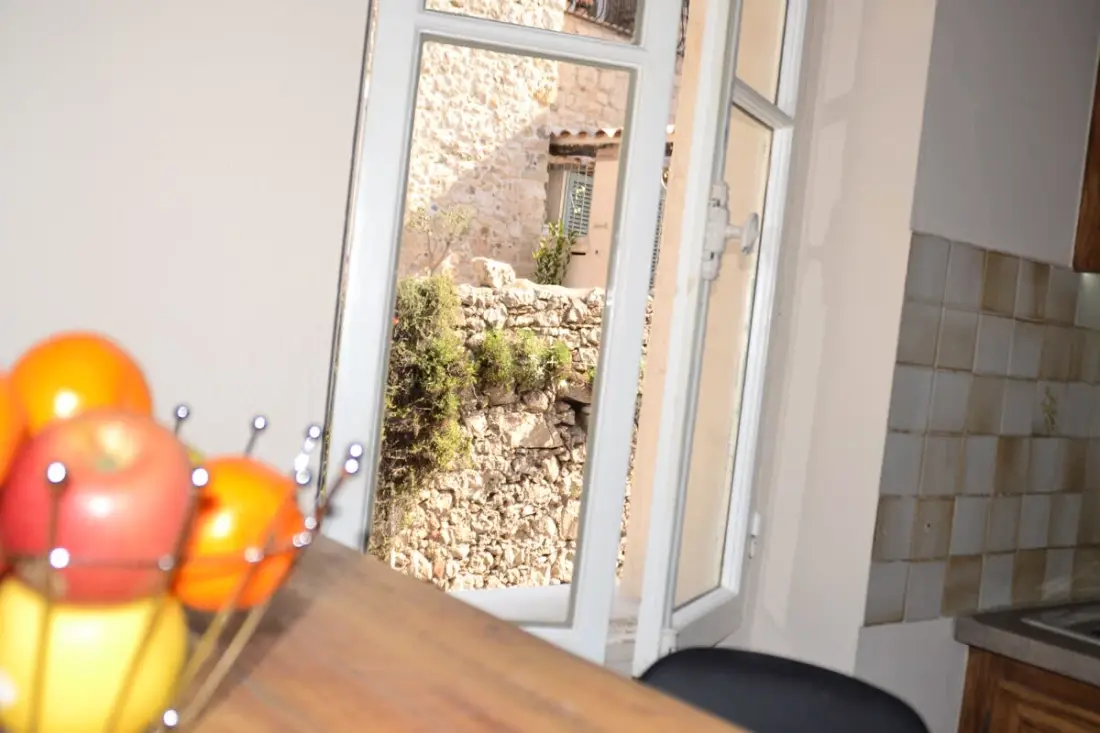 Vue Mer Et Balcon - Studio Au Cœur Du Vieil Antibes