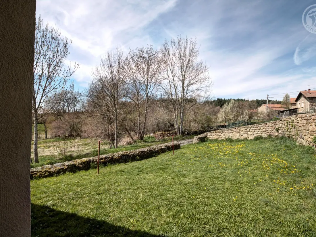 Maison de Vacances APINAC 3