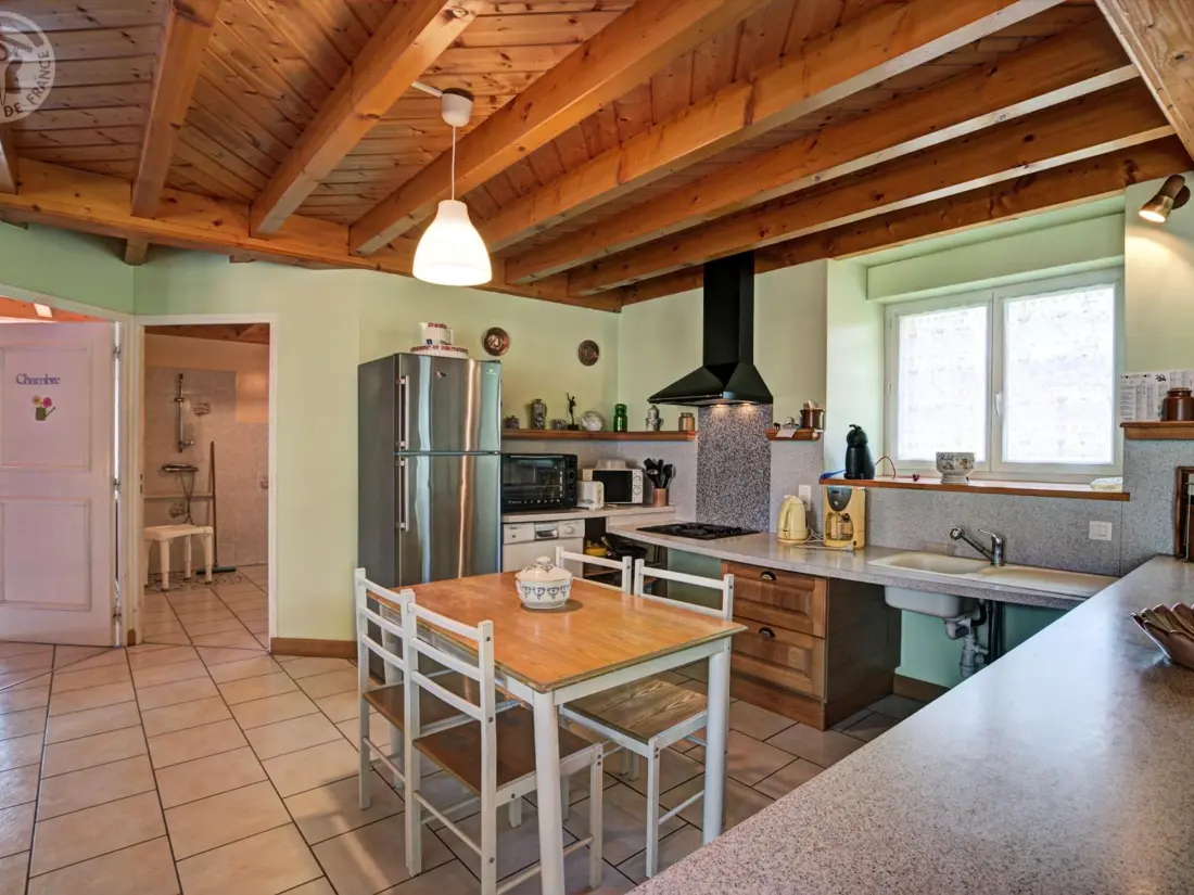 Maison de Vacances APINAC 3