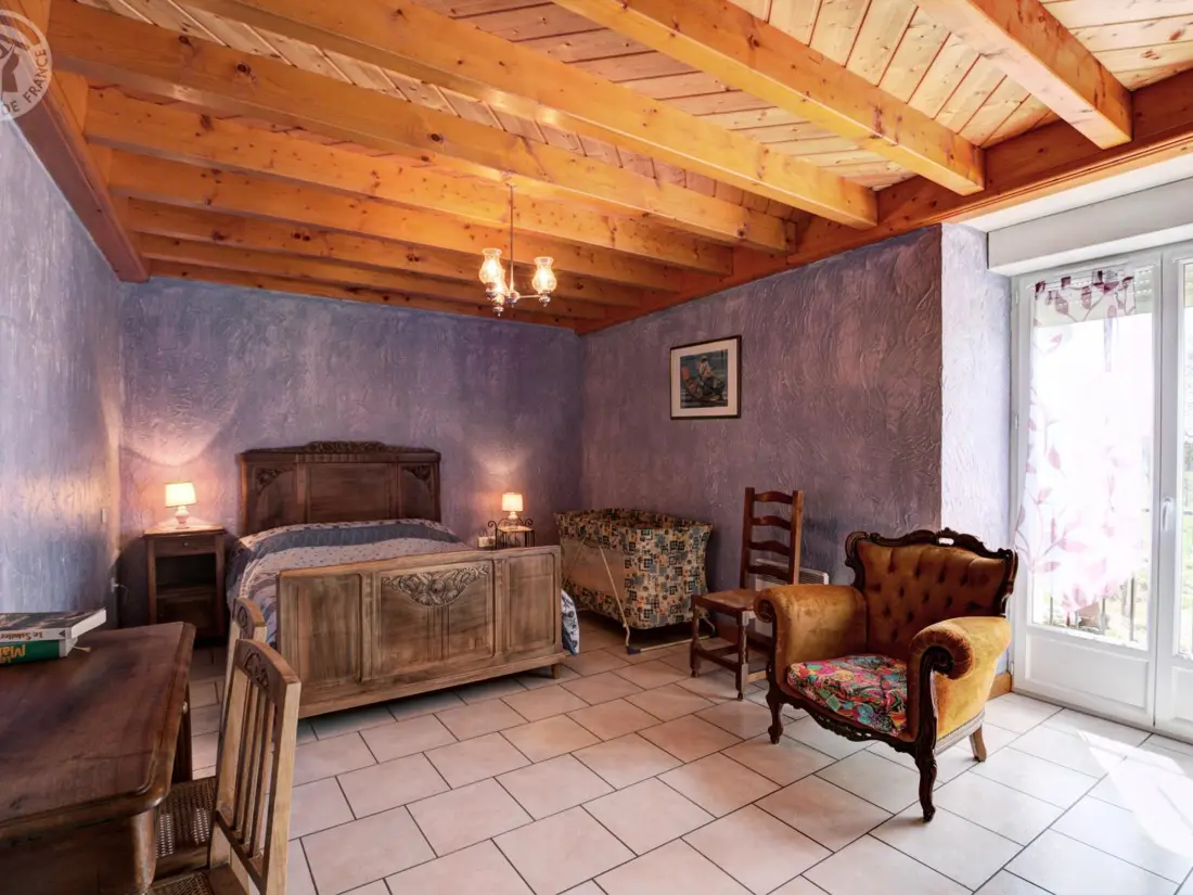 Maison de Vacances APINAC 3