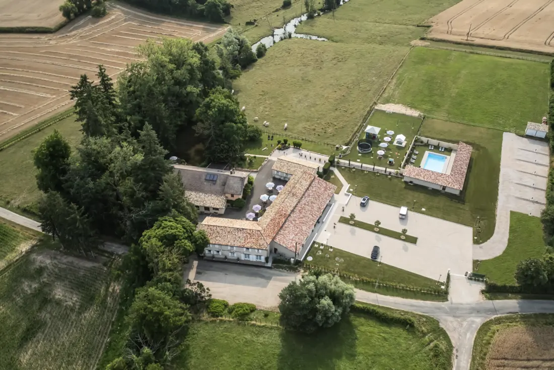Hôtel & Camper Le Moulin de la Brevette   3 étoiles★★★