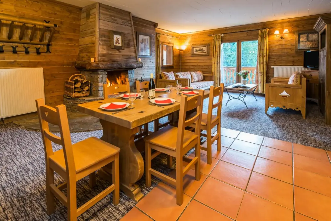 Chalet Altitude - Chalet de l'Ours5 étoiles★★★★★