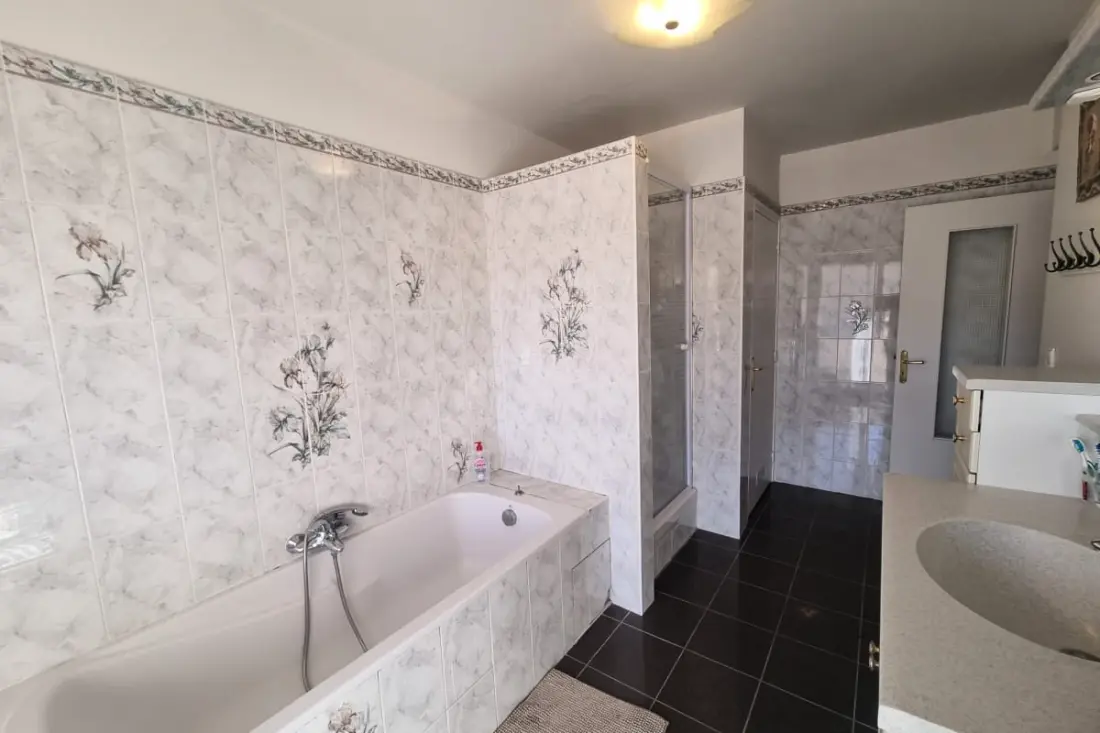 Appartement 90m² Avec Balcon Et Parking