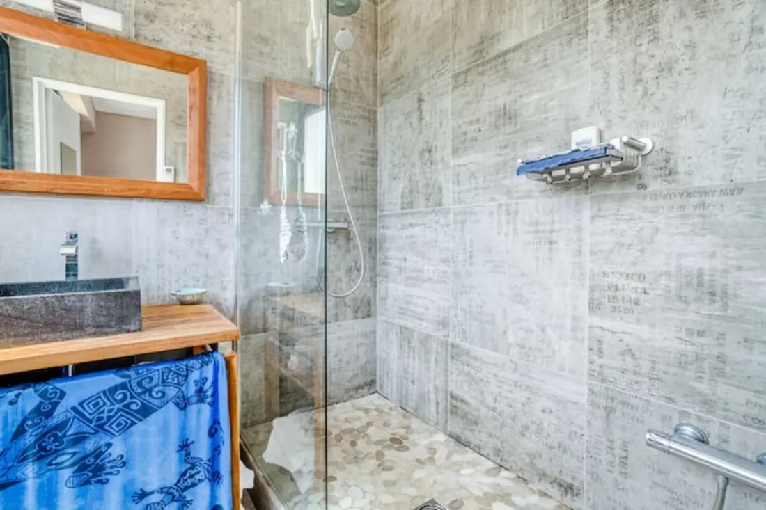 Appartement Avec Balcon Et Parking Proche Plage