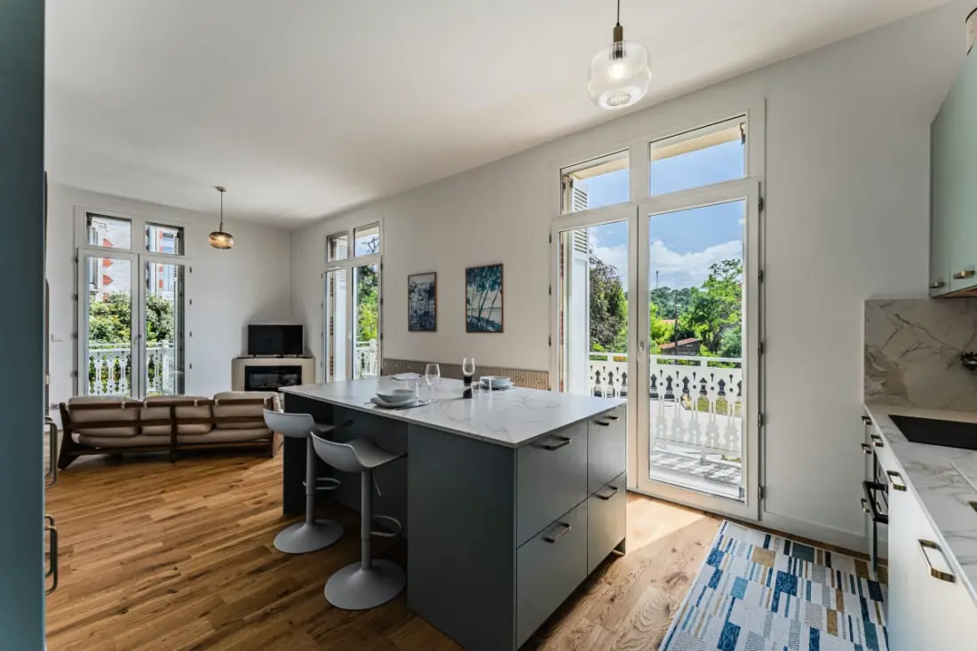 L'Écrin Lumineux Avec Double Balcon -