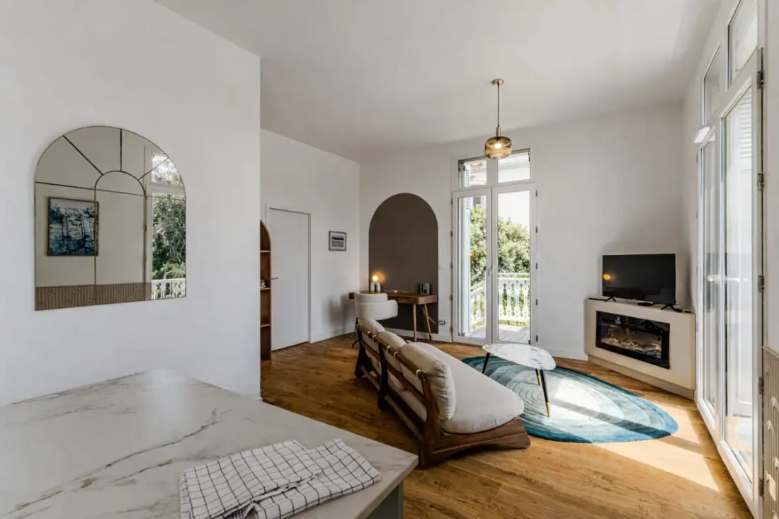 L'Écrin Lumineux Avec Double Balcon -