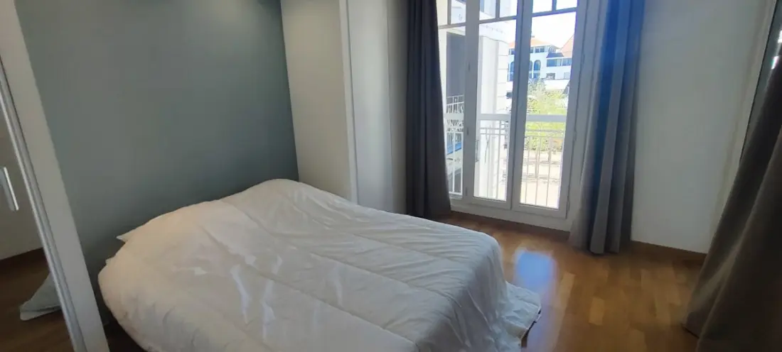 Joli Cocon 45 M² Avec Balcon Proche La Plage
