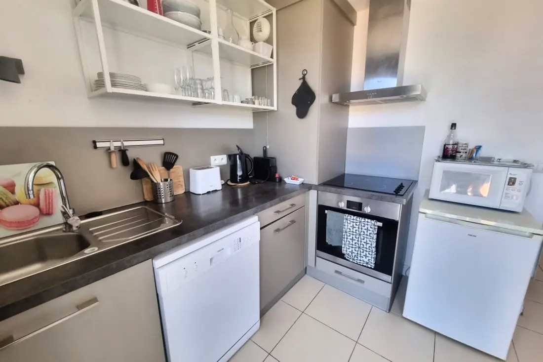 Joli Cocon 45 M² Avec Balcon Proche La Plage