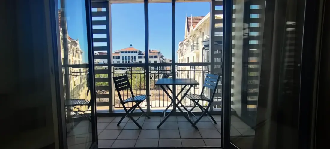 Joli Cocon 45 M² Avec Balcon Proche La Plage