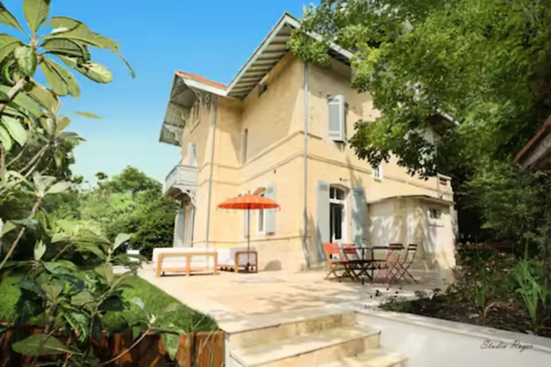 Villa Tamaris – Élégance Arcachonnaise Depuis 1863