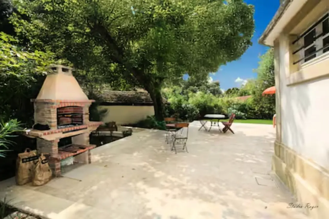 Villa Tamaris – Élégance Arcachonnaise Depuis 1863
