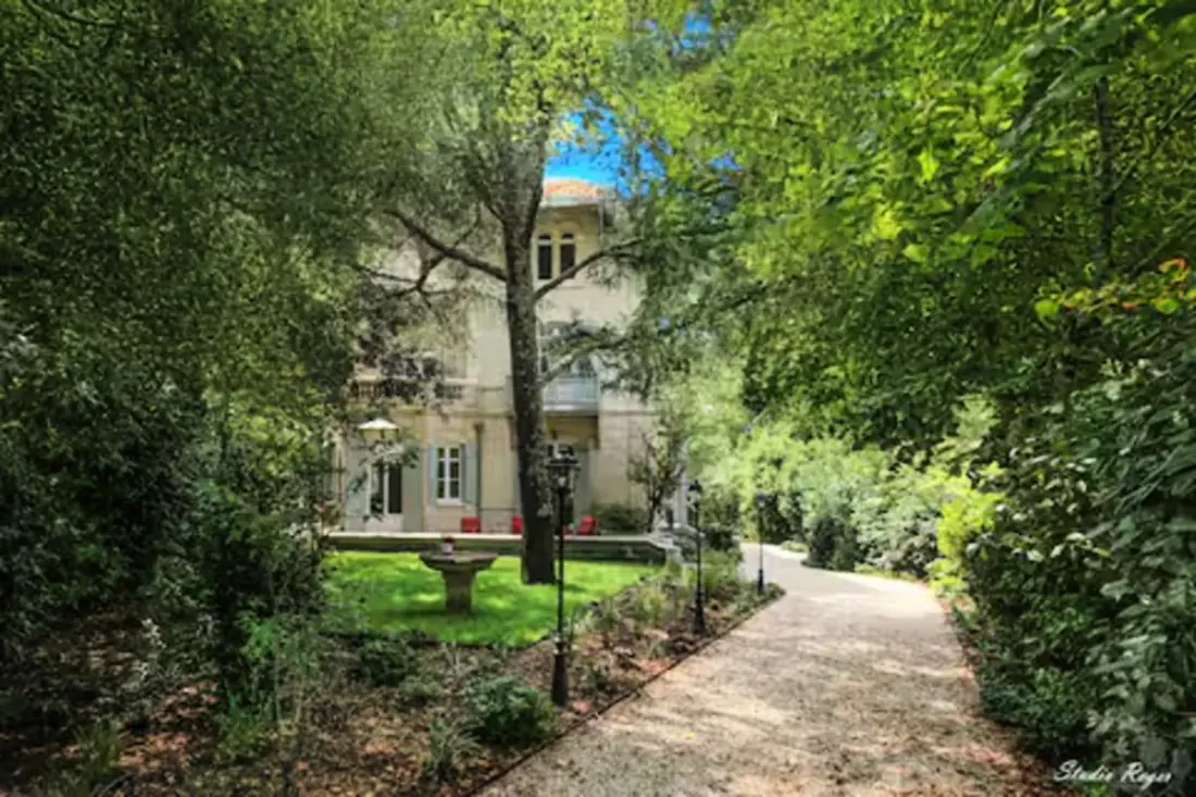Villa Tamaris – Élégance Arcachonnaise Depuis 1863