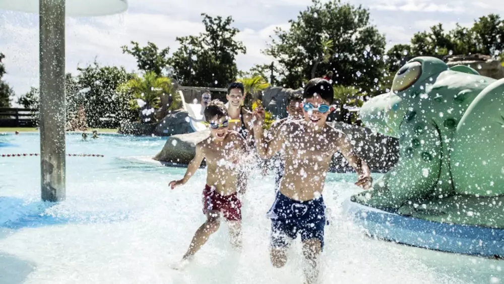 Camping Le Bois de Valmarie 5 étoiles★★★★★