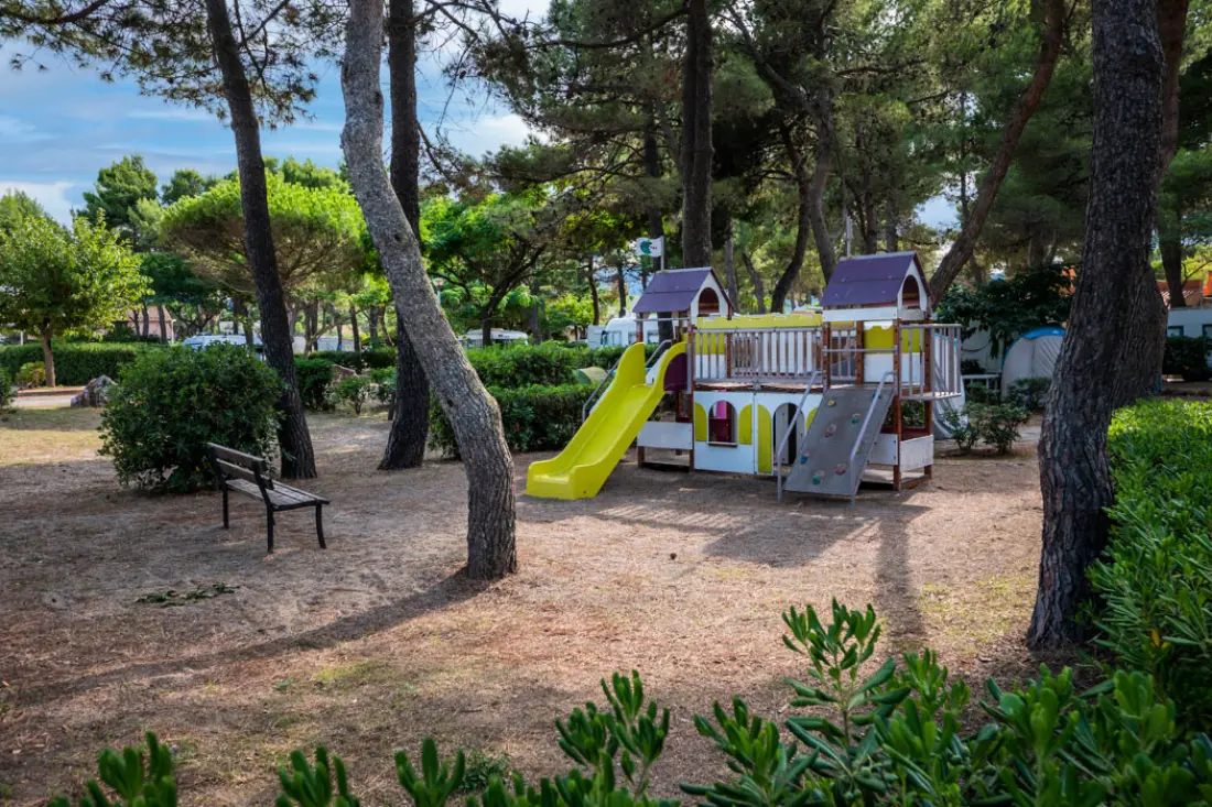 Camping Le Roussillonnais