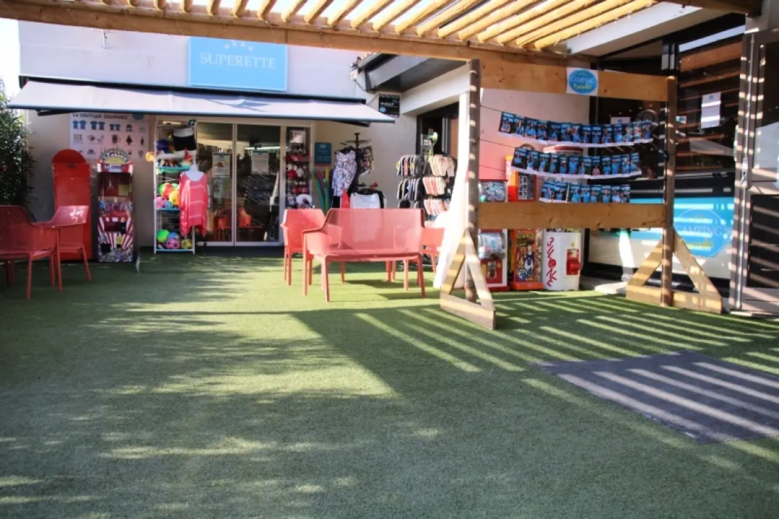 Camping Paradis Le Pearl 4 étoiles★★★★