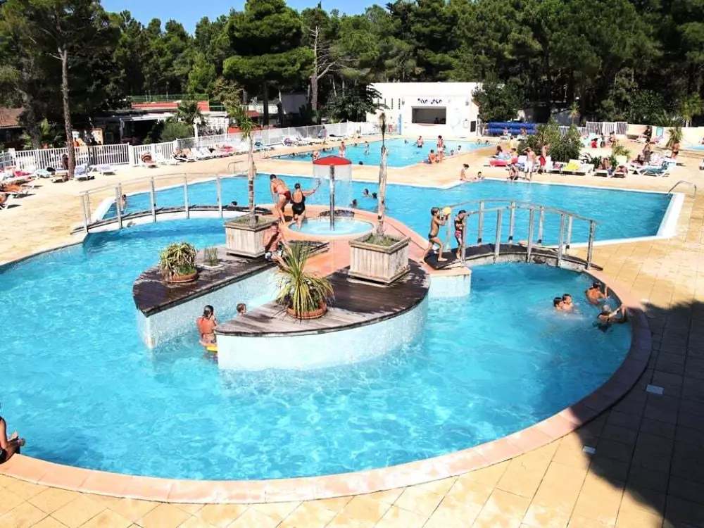 Camping Taxo Les Pins 4 étoiles★★★★