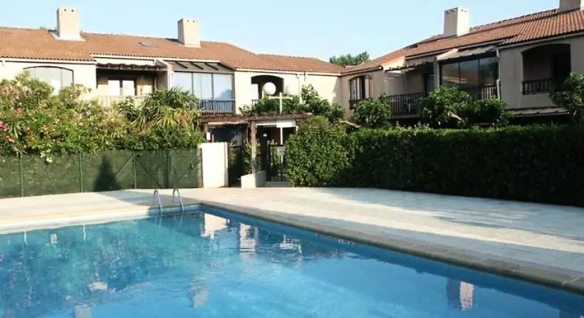 Villa 3 pièces 4 pers piscine commune
