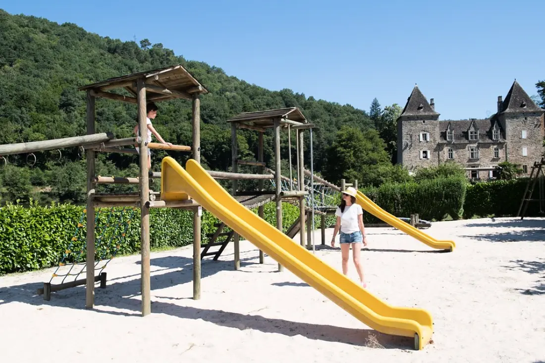 Camping le Gibanel4 étoiles★★★★