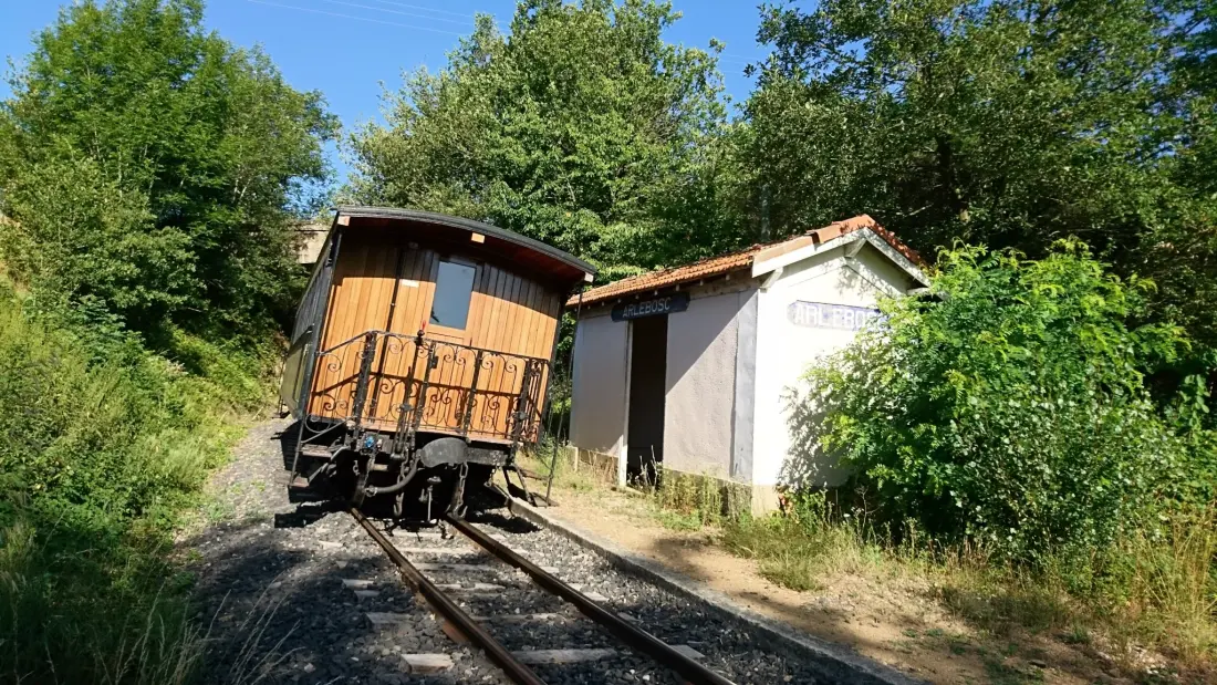 Ushuaïa Villages - Camping Le Viaduc 3 étoiles★★★
