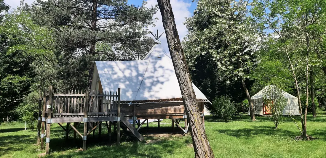 Ushuaïa Villages - Camping Le Viaduc 3 étoiles★★★
