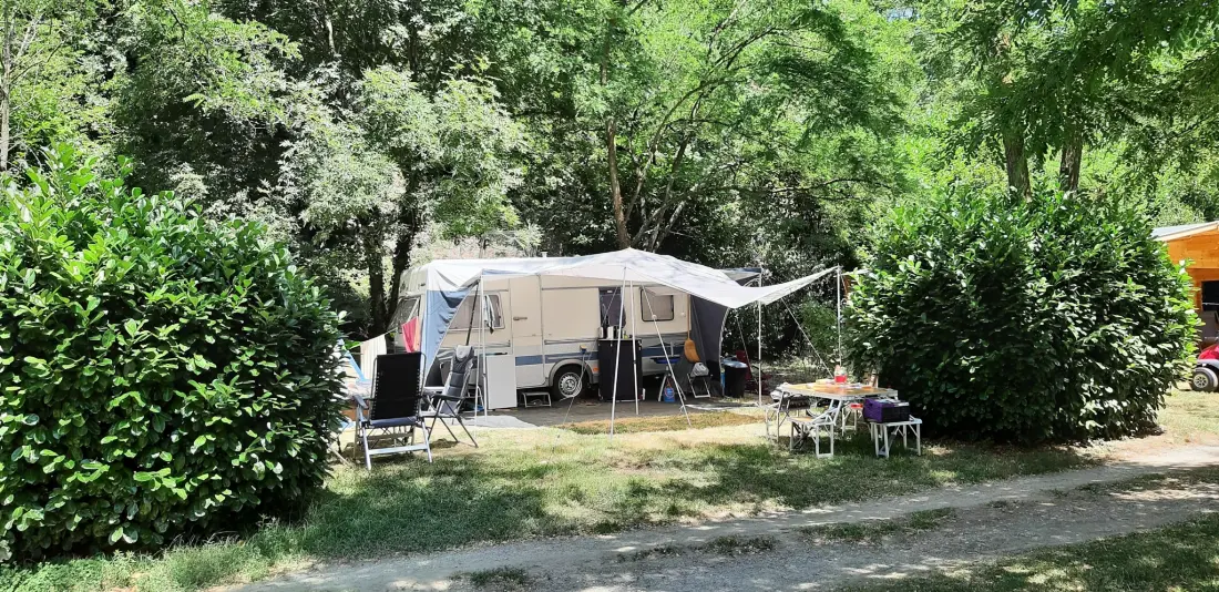 Ushuaïa Villages - Camping Le Viaduc 3 étoiles★★★