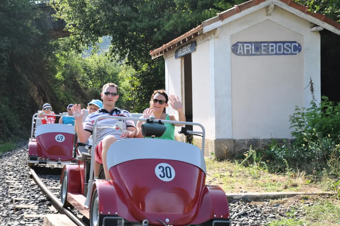 Ushuaïa Villages - Camping Le Viaduc 3 étoiles★★★