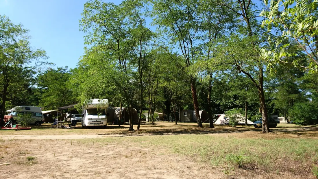 Ushuaïa Villages - Camping Le Viaduc 3 étoiles★★★