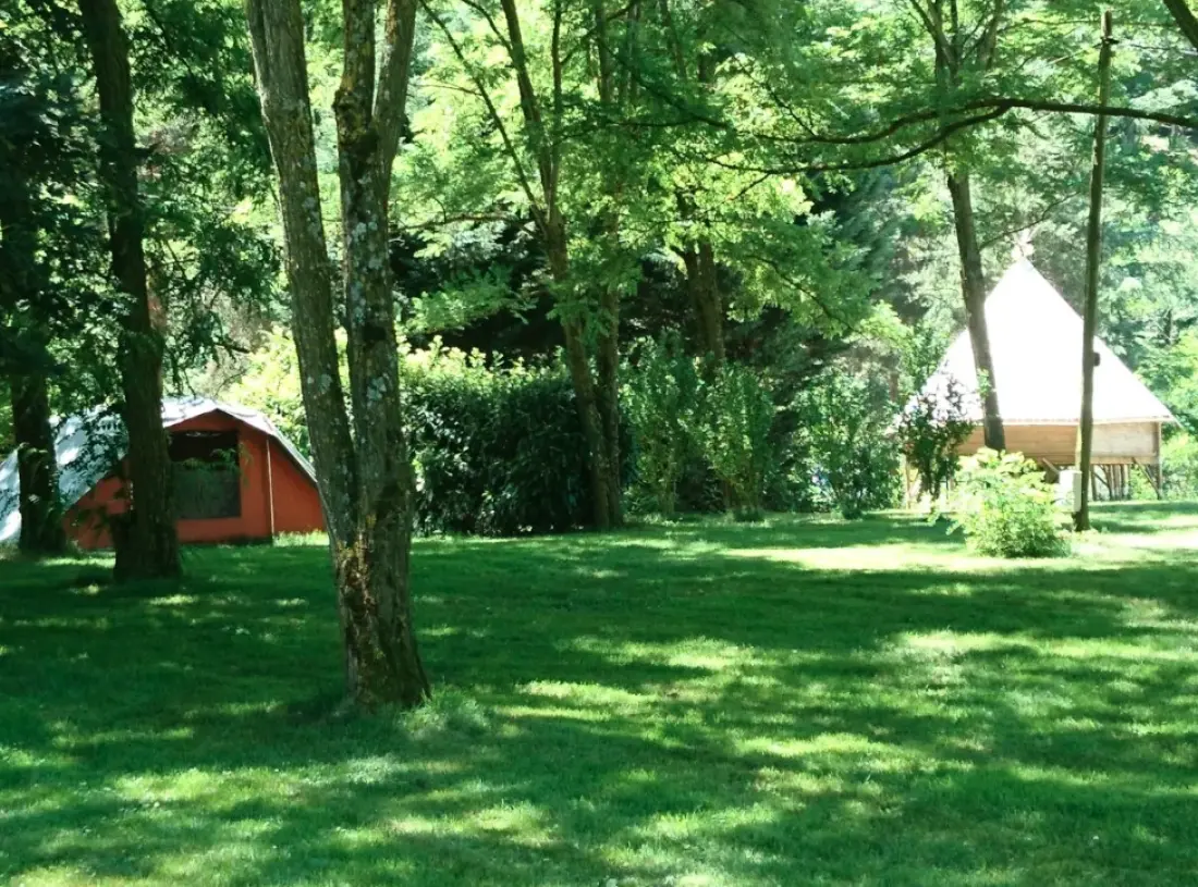 Ushuaïa Villages - Camping Le Viaduc 3 étoiles★★★