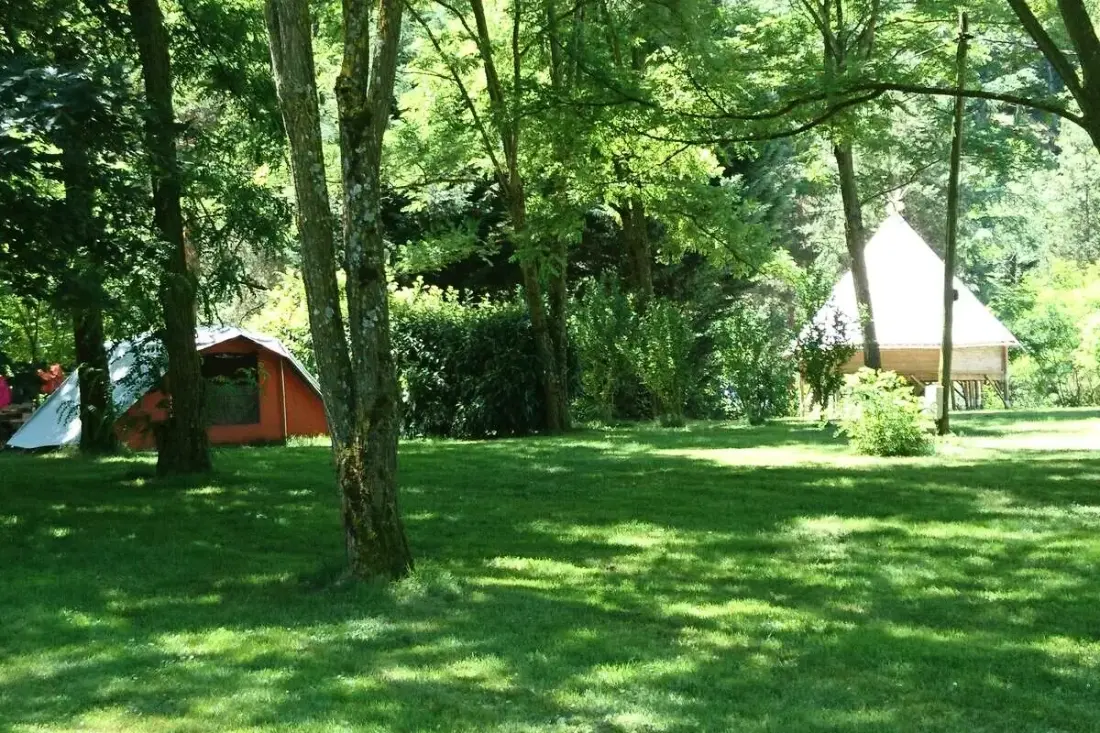Ushuaïa Villages - Camping Le Viaduc 3 étoiles★★★